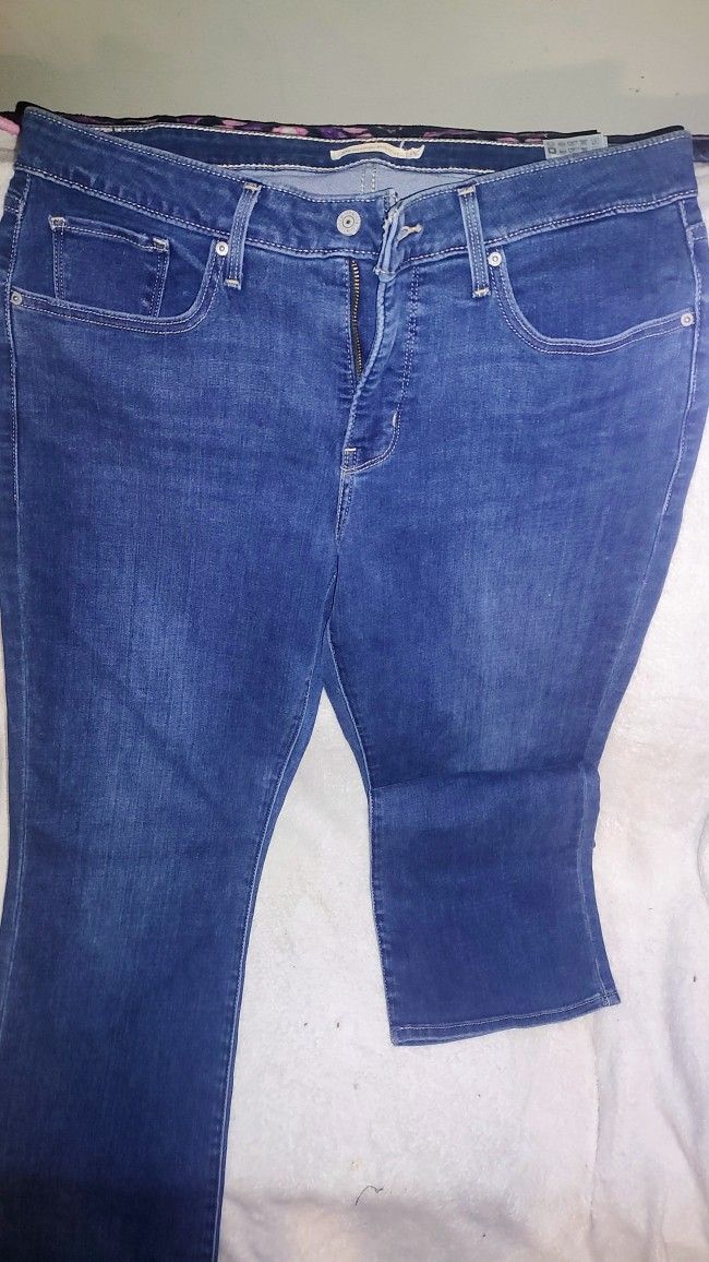 Women's Size 18w Levi's