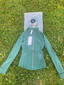 Lululemon $80