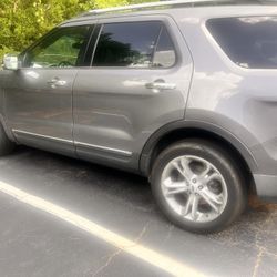 2013 Ford Explorer