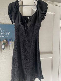 Women Black Dress, size M (NEW)