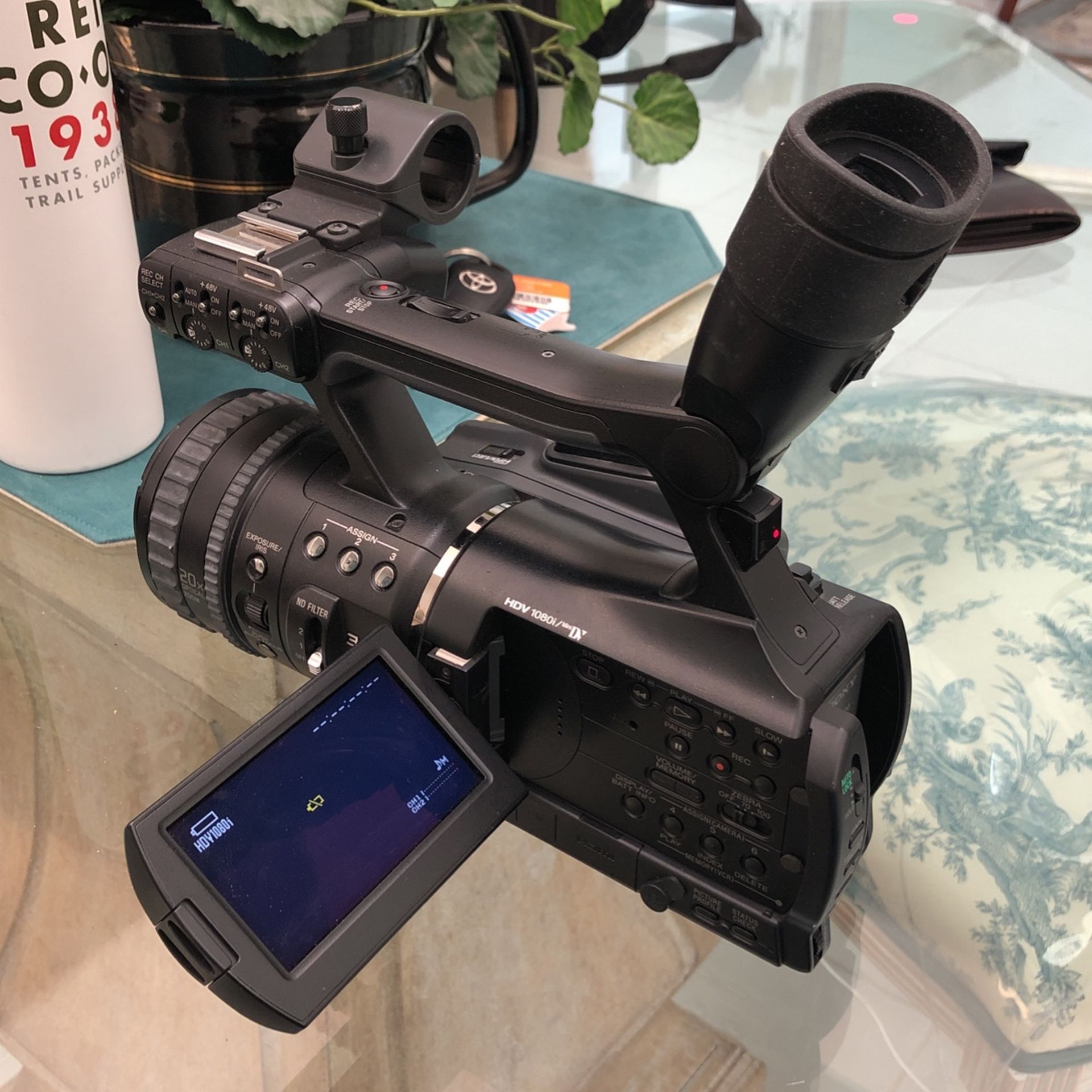 Sony HVR-V1U 3MOS 1080i