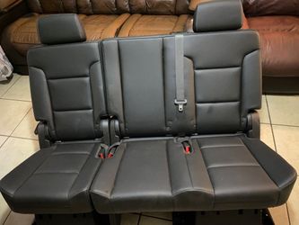 Asientos Para Chevy Tahoe Segunda Fila Le Quedan De La 2015 A 2020