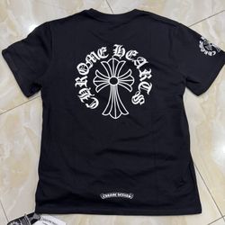 black size S Chrome tee