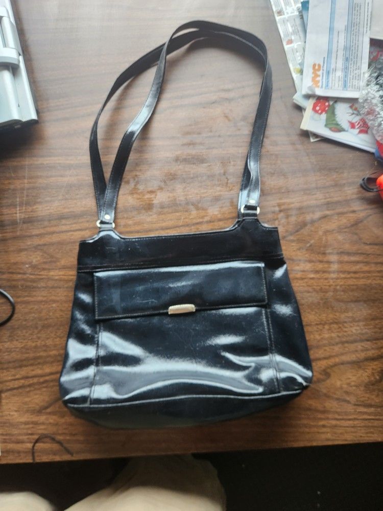 Guess Pocketbook