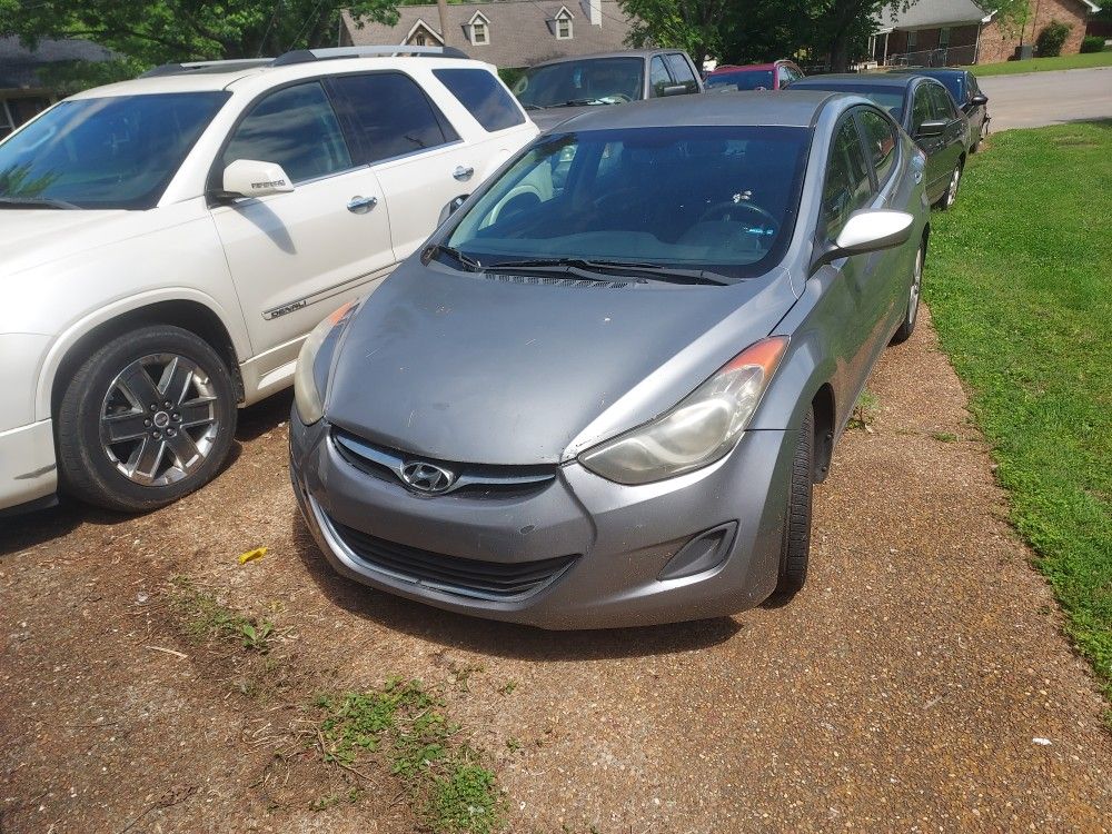 2011 Hyundai Elantra
