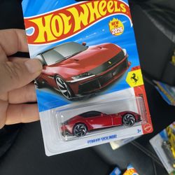 Hot Wheels Ferrari 12CILINDRI 