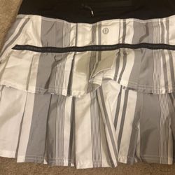 Lululemon Skirt Size 4