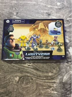 Disney Pixar Buzz Lightyear 9 pc Figure Set-2Buzz Space Suits Zurg, Zyclops New