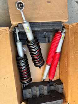 Shock absorber for Toyota Tacoma