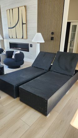 Pool Longe Chairs