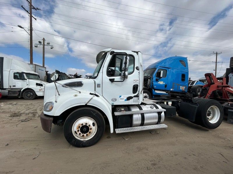 2013 Freightliner M2 - FOR PARTS ONLy