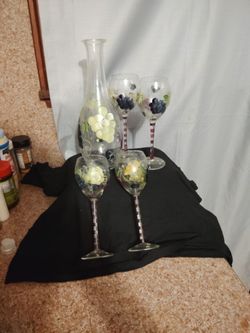 Vintage Set 4 Wine Glasses W/Pitcher