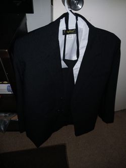 Suit Teenagers Size 18