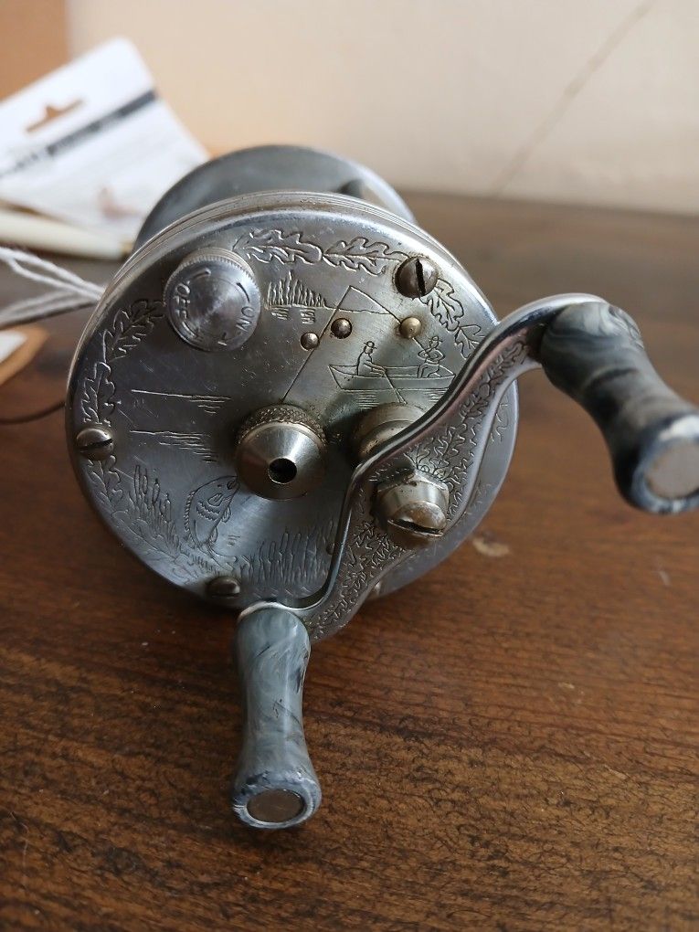 VINTAGE J.C. HIGGINS Collectible No. (contact info removed) Model No. 4810 FISHING REEL USA T