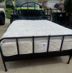 Full size bed frame set