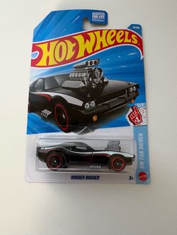 Hot Wheels Rodger Dodger HW Fan Driven Black White Red Diecast Car 2026 1:64
