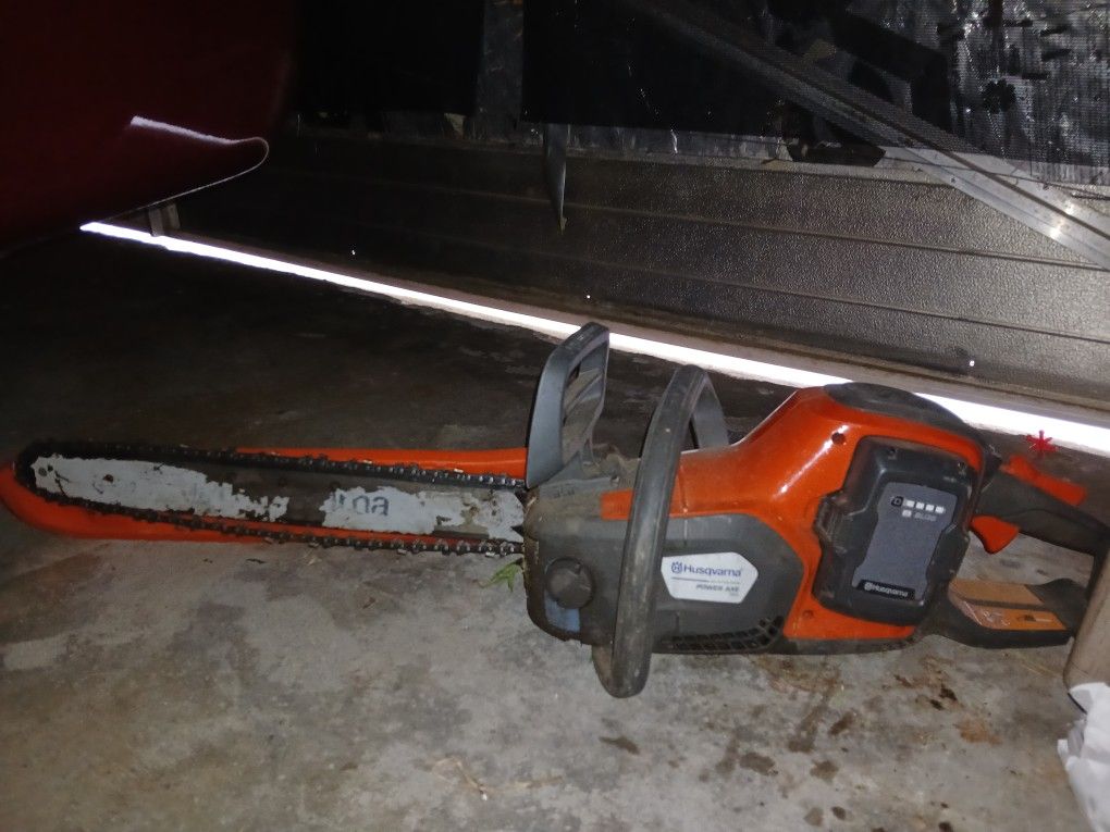 Husqvarna 350i 18 Inch Power Axe