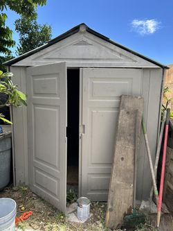 Rubbermaid Shed 7x7