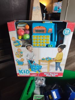 Kids connection mini market playset