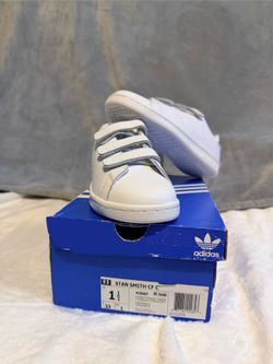 Kids shoes and women0