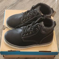 NWT There Abouts Conner Boots 9M