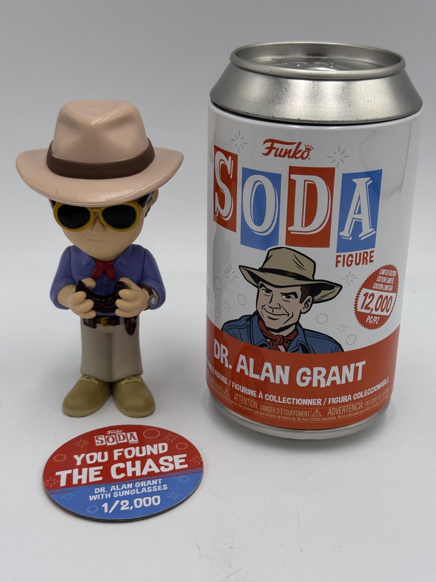 Funko Vinyl Soda Jurassic Park - Dr Alan Grant With Sunglasses 1/2,000 Chase