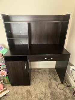 Computer table