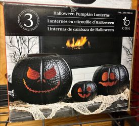 Halloween decorations Pumpkins