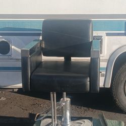 Barber Chair Fantastic Conditions  Needs Some Adjustments As  In Oil