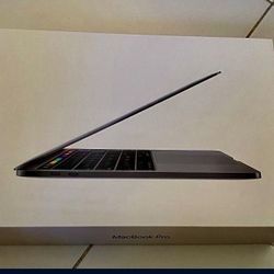 Apple Macbook Pro 13” - Like new