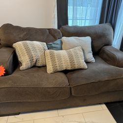 Love Seat 