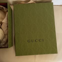 Gucci supreme Brand New In The Box I’m A Size 9 And I Got Them Size 8 To Small For Me