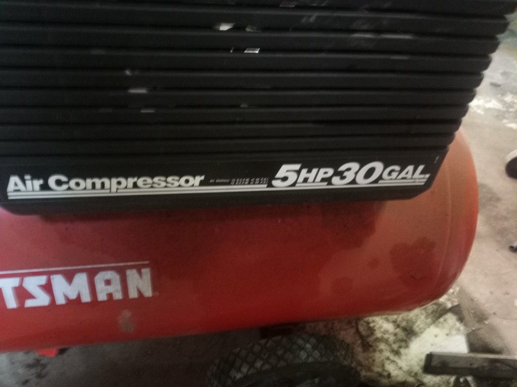 Air compressor