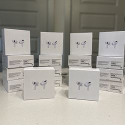 Wireless White Earbuds for iPhone - Brand New!