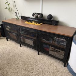TV Stand 