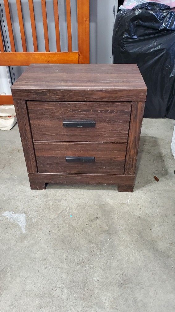 Night Stand (Must Pick Up)