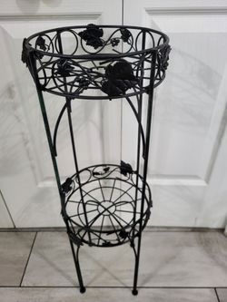 Black 2Tier Metal Plant Stand Indoor Outdoor Diameter 8" Both & 27" Tall ~ $15