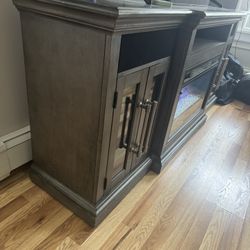 Chimney Dresser 