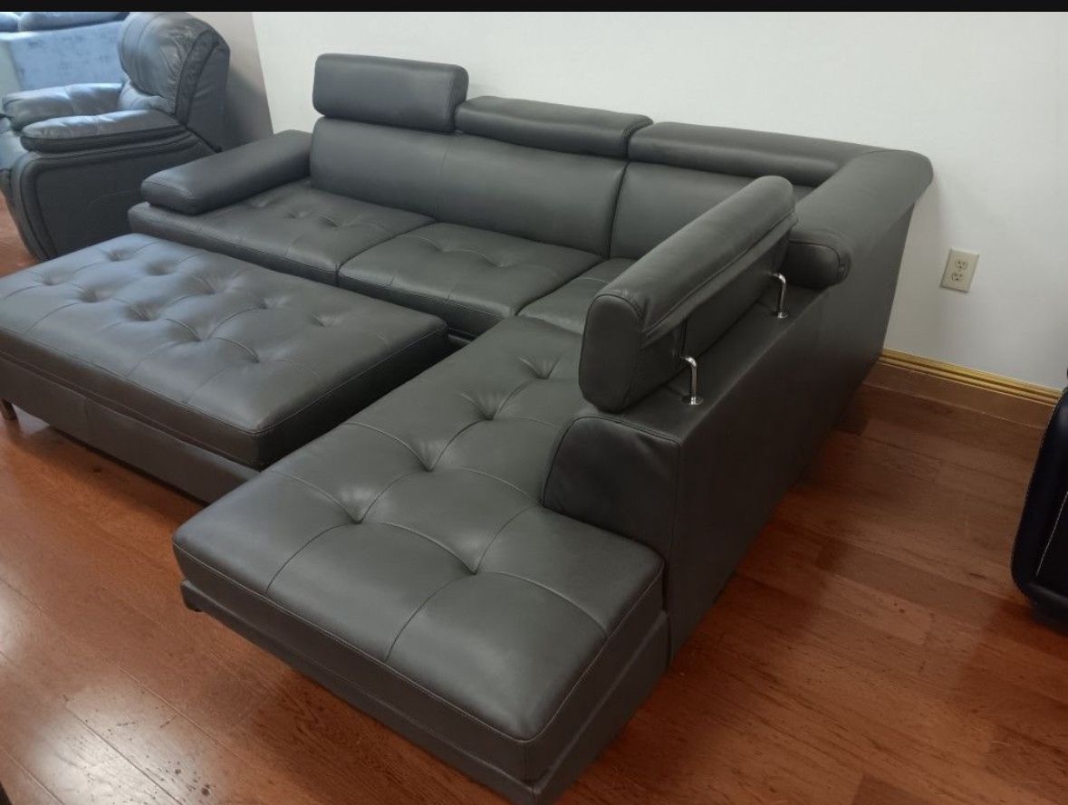 Memorial Day sale. Ibiza gray sectional with ottoman now only $899. Easy finance option. Same day delivery.