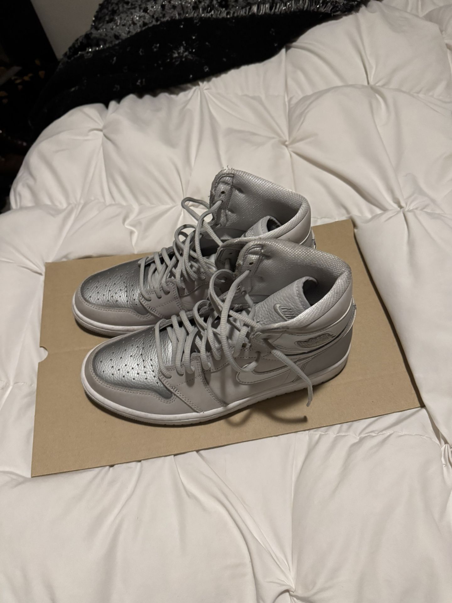 2020 Aj1 Tokyo Size 10 No Box