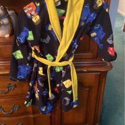 Size 8 Lego Robe Like New. See My Page 