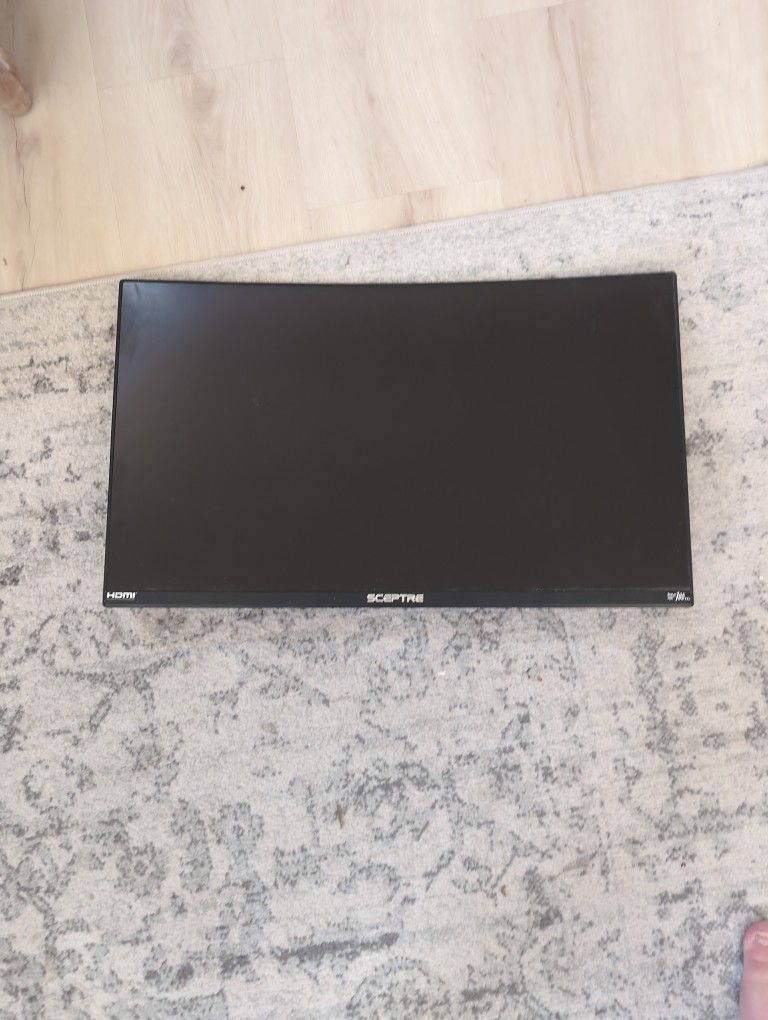 Spectre Curved Gaming Monitor