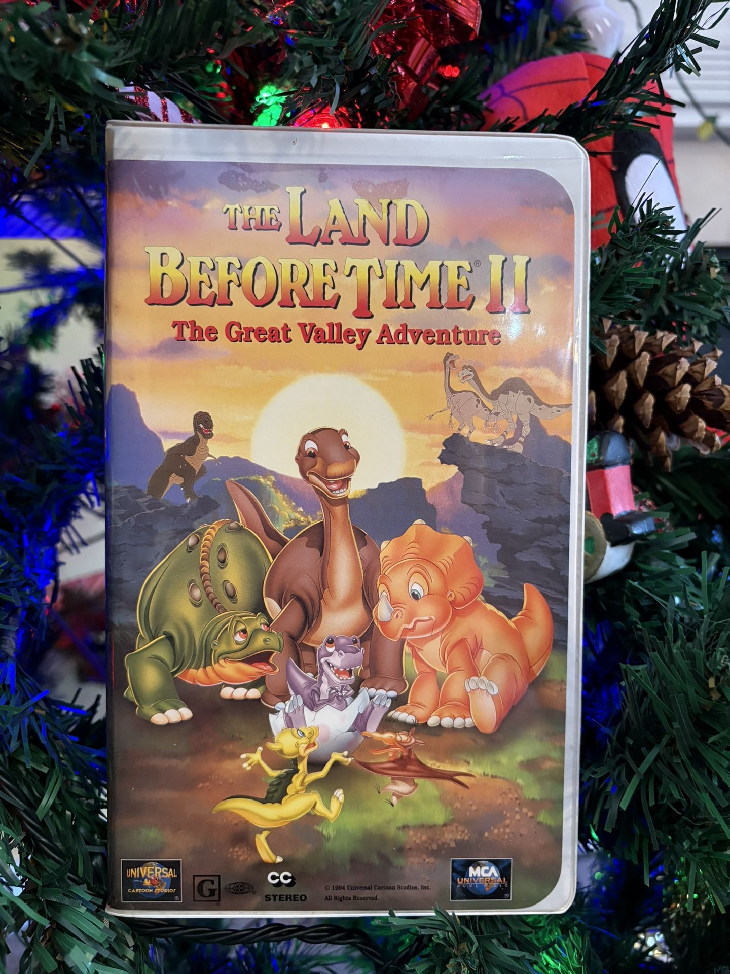 The Land Before Time II: The Great Valley Adventure (VHS, 1994, Clamshell)