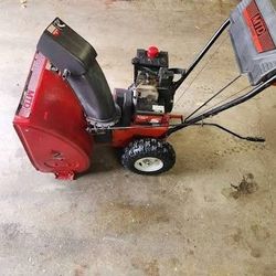 Snowblower 10hp 28" 6 Speed