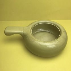 Vintage Bauer Russel Wright American Modern CASSEROLE DISH in Chartreuse by Steubenville