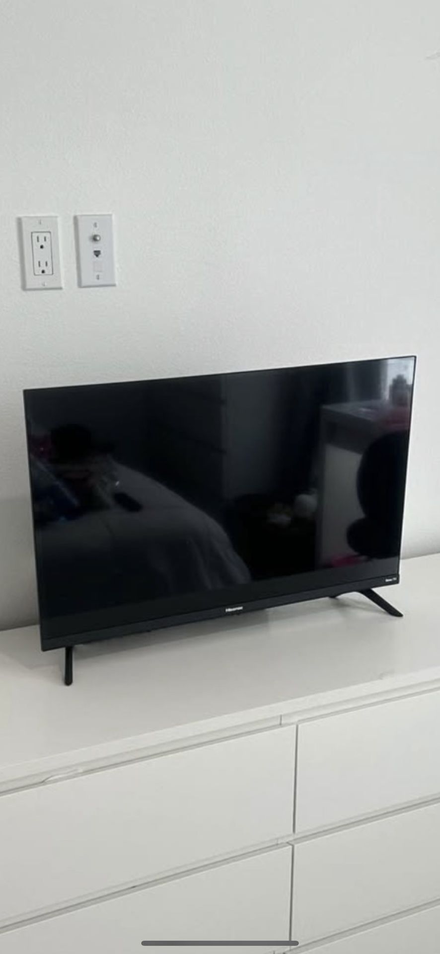 Hisense 32” Roku Tv