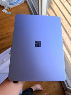 Microsoft Surface Laptop 2025