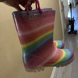 Girl Light Up RAIN BOOTS $10