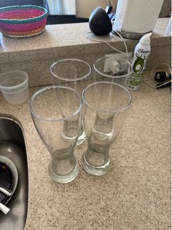 Tall beer glasses