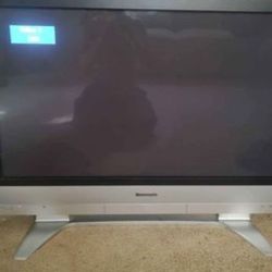 42 Inch Flat Screen Panasonic 